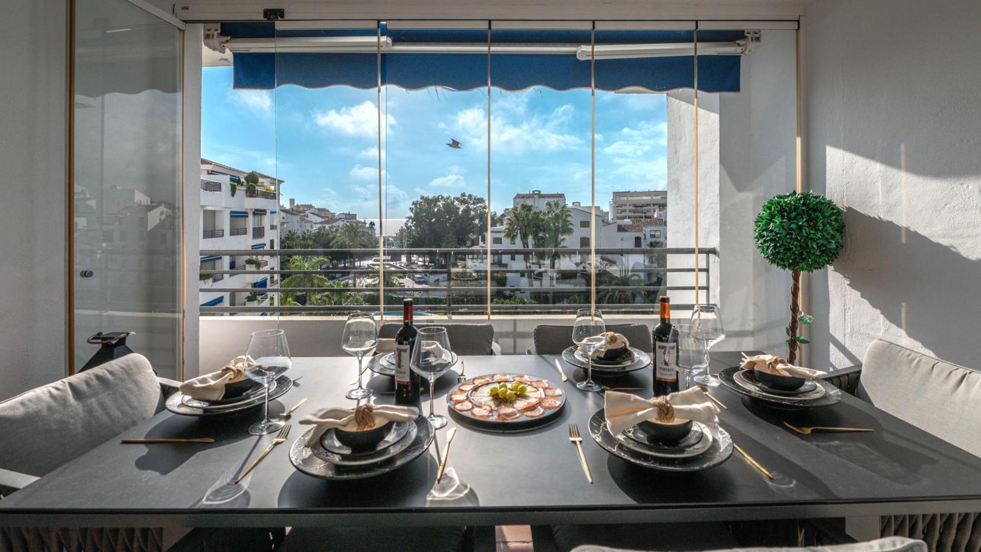 Appartamento Mediterranean Dream Banus Penthouse With Seaviews *